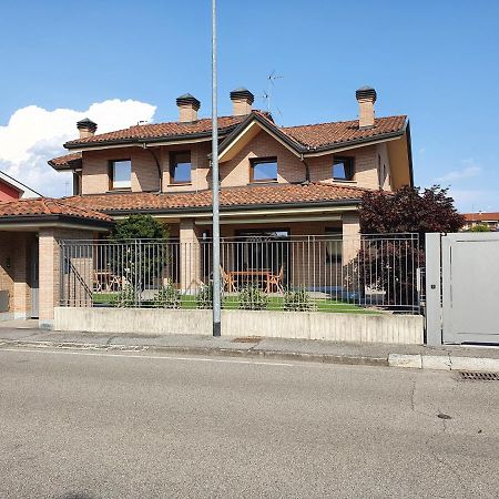 B&B Casa Sara Cassano D'adda Luaran gambar